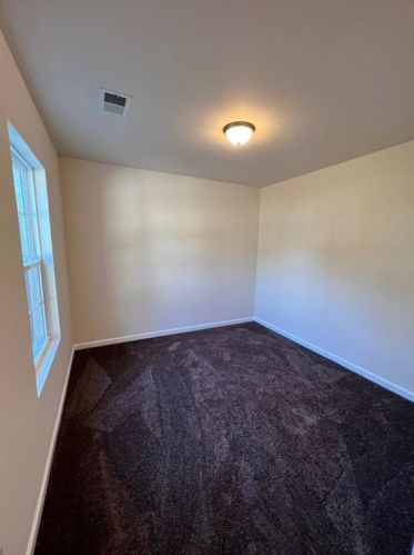 515 Dot Dr, Atlanta, GA 30349-2733