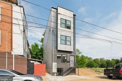 2212 9th St, Philadelphia PA 19148-3141 exterior