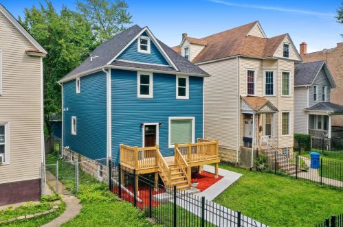 325 Long Ave, Chicago IL  60644-2345 exterior