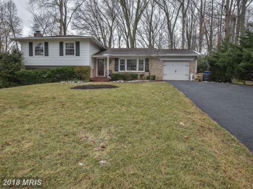 18051 Ml Crk Dr, Rockville MD  20855-1024 exterior