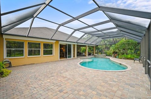 671 21 St, Naples FL 34120-1810 exterior