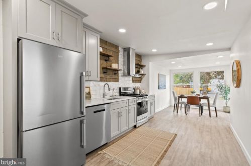 25 Caroline St, Lancaster PA  17603-5103 exterior