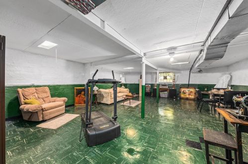 6620 Kilpatrick Ave, Chicago IL 60652-3518 exterior