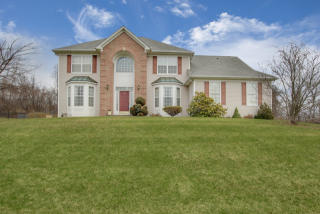 31 Dorset Dr, Hackettstown, NJ 07840-5010