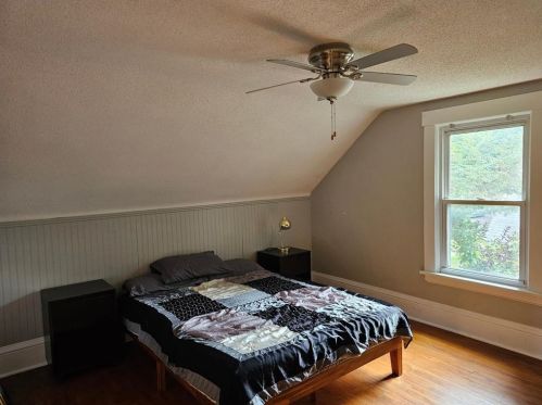 882 Clear Ave, Saint Paul MN  55106-1821 exterior