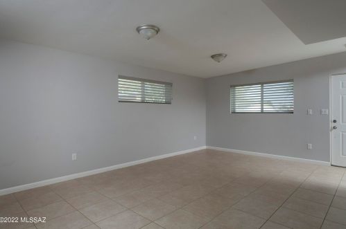 4950 Bermuda St, Tucson AZ 85712-2020 exterior