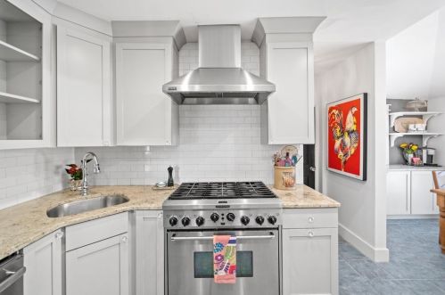 2201 72 Ct, Chicago IL 60707-4203 exterior