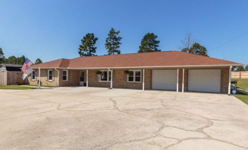 400 Philippi Church Rd, Raeford, NC 28376-9226