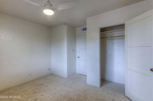 2943 17 St, Tucson AZ 85719-6948 exterior