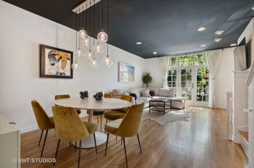 2666 Southport Ave, Chicago IL  60614-1228 exterior