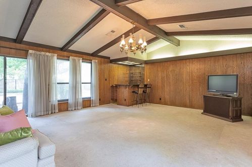 304 Blue Rdg Trl, Austin TX 78746-4538 exterior