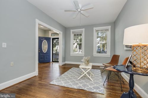 1922 1st St, Washington DC 20001-1480 exterior