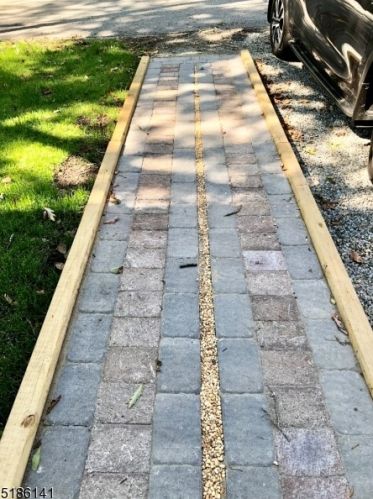 5 Bucknell Trl, Hopatcong NJ  07843-1760 exterior