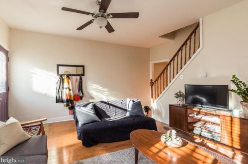 2532 Collins St, Philadelphia PA  19125-1705 exterior