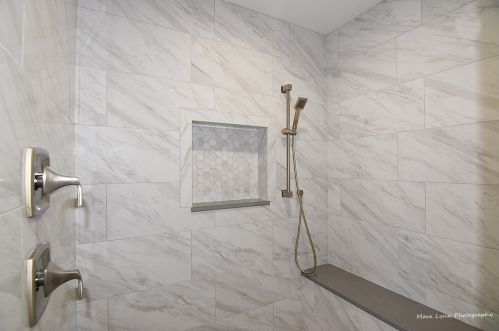 385 Berkley Ave, Elmhurst IL 60126-3167 exterior