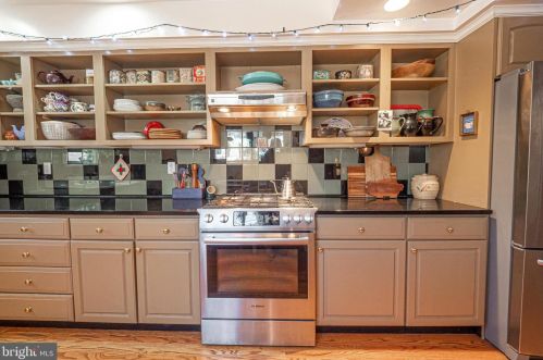 3 War Admiral Ln, Media PA 19063-5238 exterior