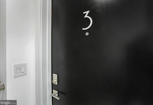 4 R St, Washington, DC 20024-3419