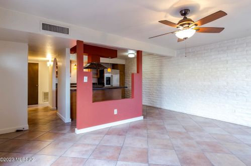 3214 Cherry Ave, Tucson AZ 85706-1406 exterior