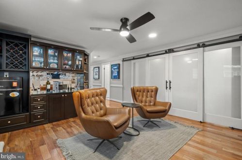 1544 Hampton Hill Cir, Mc Lean VA  22101-6021 exterior