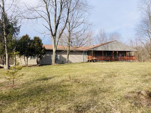 19040 Mckenzie St, Cassopolis MI  49031-9462 exterior