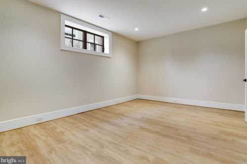 4700 25th St, Arlington VA  22207-3519 exterior