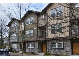 3305 Morrison St, Portland, OR 97214-3194