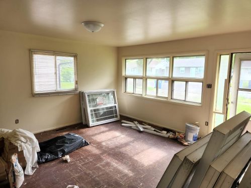 611 New Jersey St, Gary, IN 46403-2771