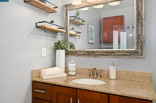 2649 Minert Rd, Concord CA 94518-2630 exterior