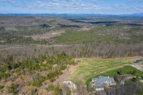 64 Sterling Pl, Concord, NH 03304-5216