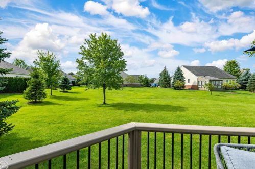 23790 Rossiter Dr, Macomb Township MI 48042-4846 exterior