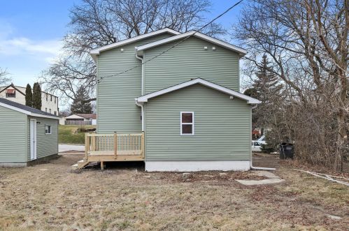 3662 32nd St, Milwaukee WI  53221-1115 exterior