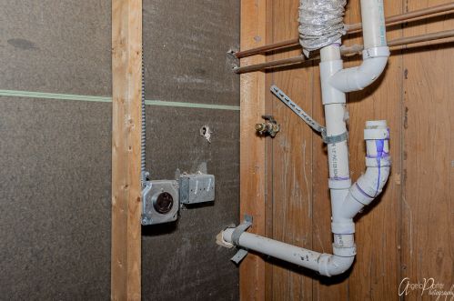 2220 Jackson St, Waukegan IL 60085-7354 exterior