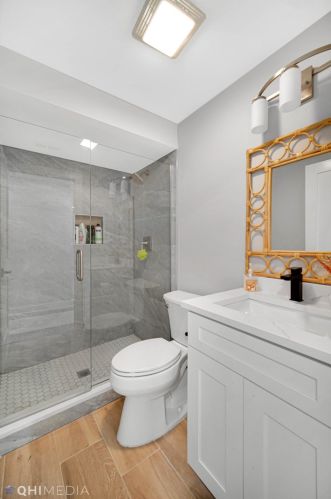 232 19 Ave, Broadview IL 60153-1723 exterior