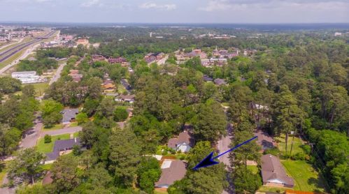 2310 Ave, Huntsville TX 77340-5517 exterior