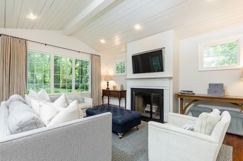 2150 Monterey Dr, Atlanta GA 30318-1725 exterior