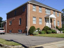 61 Sheridan St, Newton, MA 02465-1037