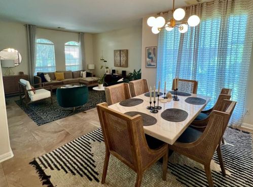 1837 Chasewood Dr, Austin TX  78727-6371 exterior