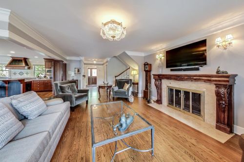 770 Greenview Rd, Itasca IL 60143-1835 exterior