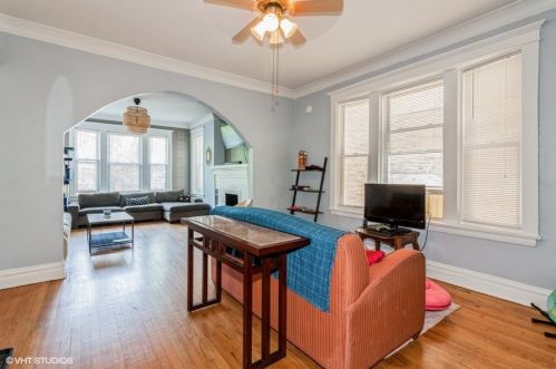 3319 Belden Ave, Chicago IL 60647-2509 exterior