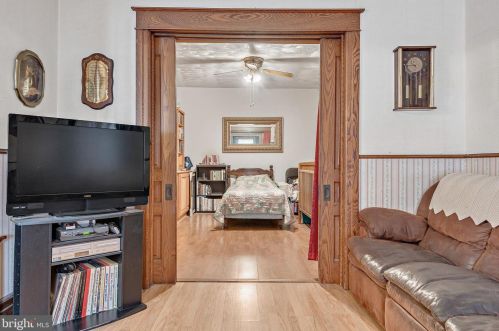 373 High St, Hanover PA 17331-3922 exterior