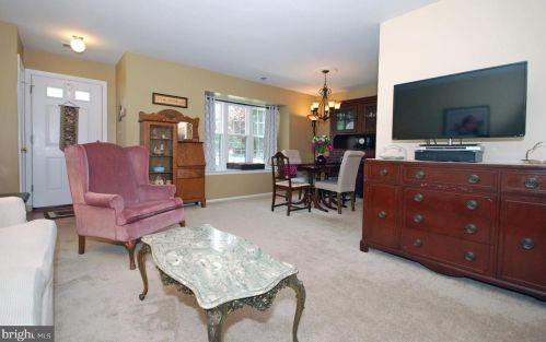 149 Wyndham Pl, Trenton NJ 08691-3130 exterior