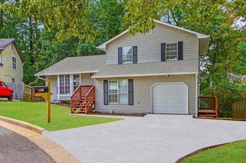 2271 Ridge Trails Ct, Lithonia GA  30058-8341 exterior