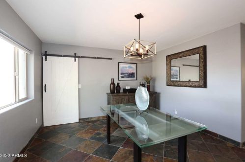 4451 Earll Dr, Phoenix AZ 85031-3821 exterior