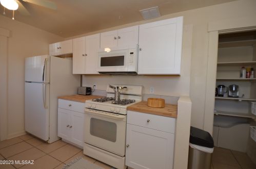 1532 9th St, Tucson AZ  85719-5525 exterior