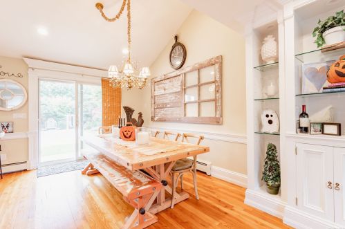 17 Dryden Way, Commack NY 11725-1927 exterior