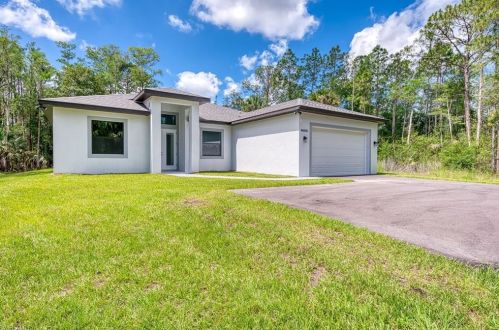 2580 54th Ave, Naples, FL 34120-0532