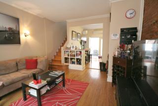 739 Darien St, Philadelphia PA  19147-2805 exterior