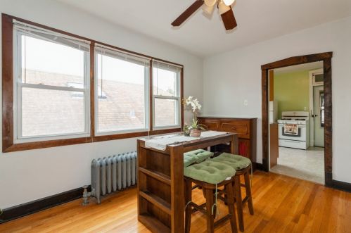 5353 Cullom Ave, Chicago IL 60641-1313 exterior