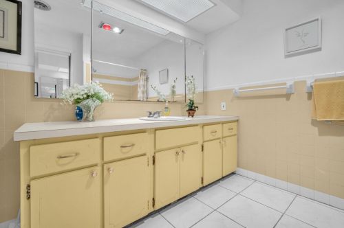 202 Bay St, Fort Pierce FL 34952-1318 exterior