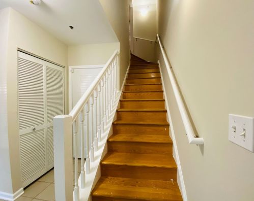 3230 Western Ave, Chicago IL  60608-6003 exterior